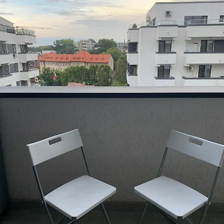 Mistral Residene Carol Park Appartement